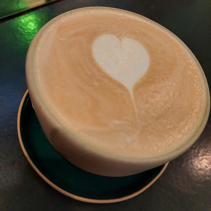 review photo of Fifi Almacén Café con leche shared by @celesteayvar69 on 12 Jun 2022 - review