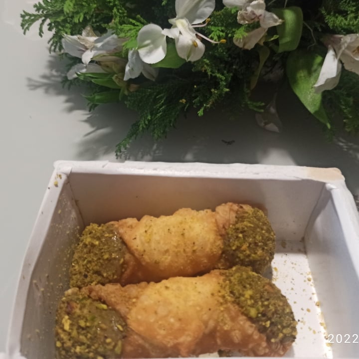 photo of Piccoli Cucina Cannoli De Pistache shared by @mariaelisagobetti on  27 May 2022 - review