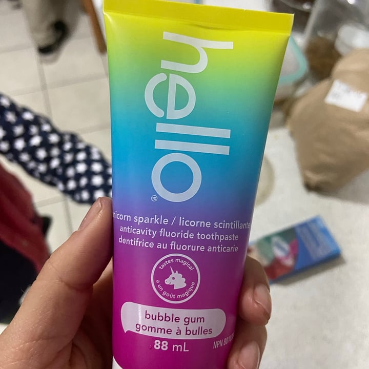 review photo of Hello Toothpaste - Unicorn Sparkle Fluoride shared by @vale2cq on 29 Aug 2021 - review