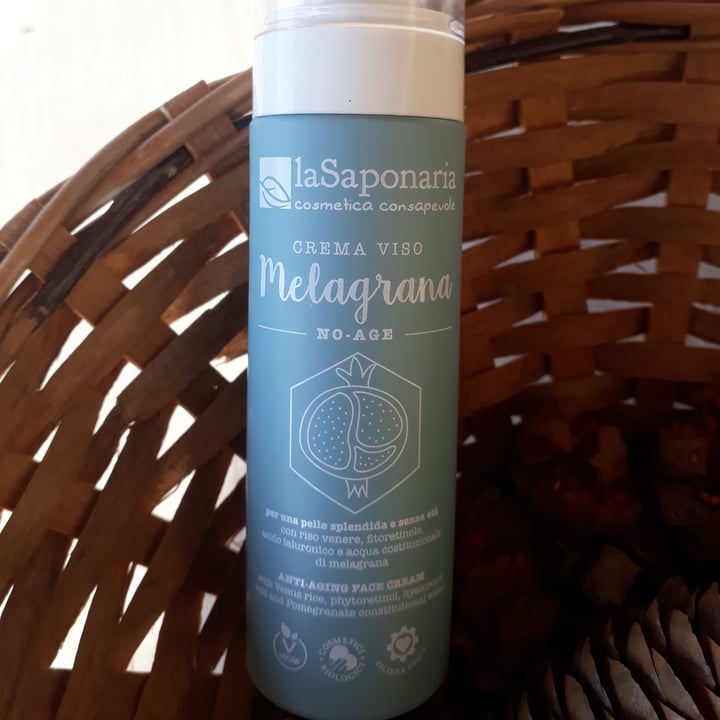 photo of La Saponaria Crema Viso No-Age Melagrana shared by @francesca79 on  20 Apr 2022 - review