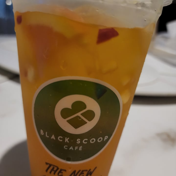 photo of Black Scoop Cafe Imperial Fruit Tea shared by @teamaldous on  17 May 2022 - review