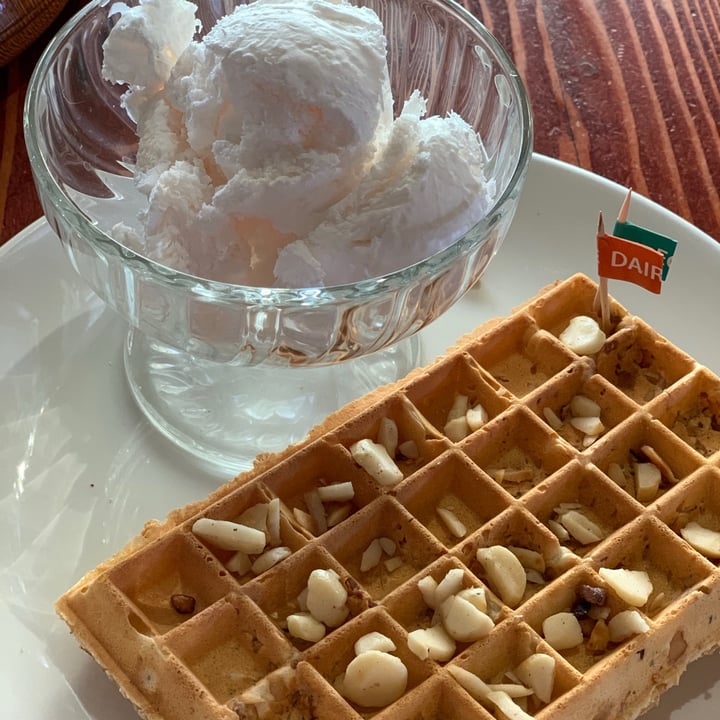 photo of The Waffle House Macadamia Nut Waffle shared by @theycallmelynsey on  25 Jul 2020 - review