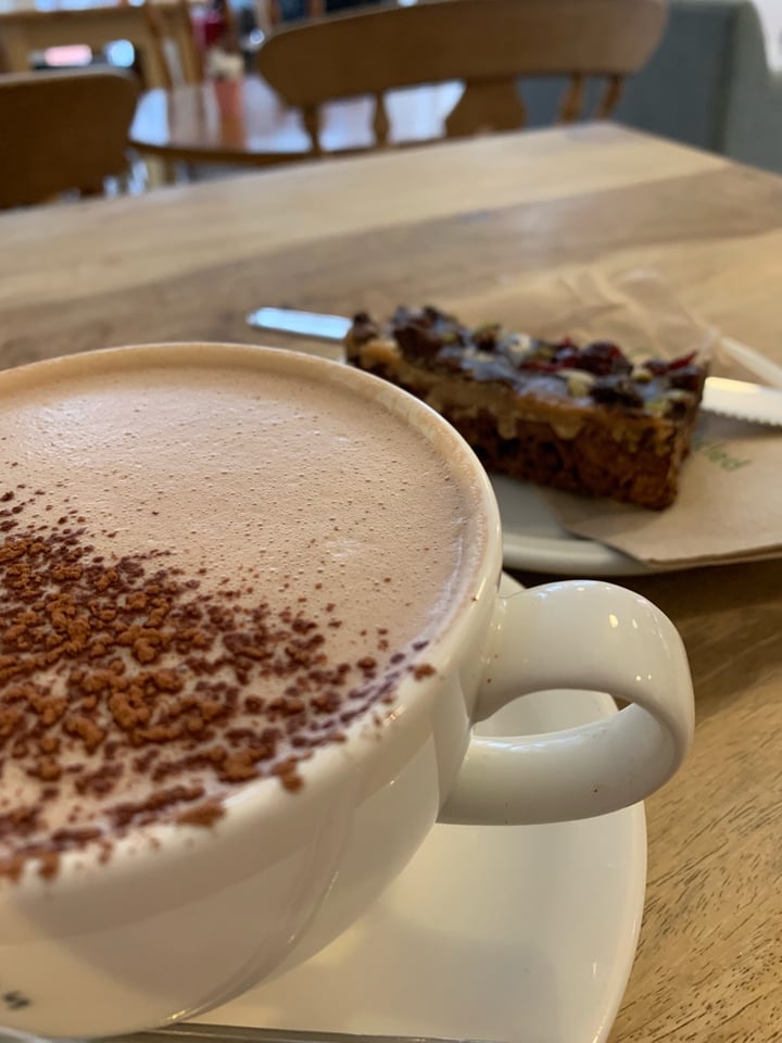 photo of Nibsy's Coffee Shop Vegan Chocolate Granola shared by @bogwitch on  08 Apr 2019 - review