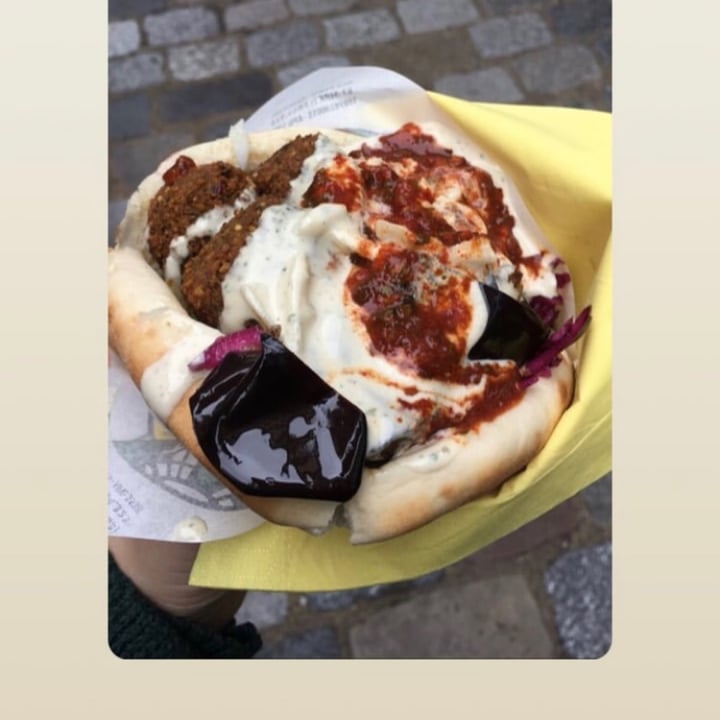 photo of L'As du Fallafel Falafel Pitta shared by @katherinerawl on  10 Aug 2020 - review