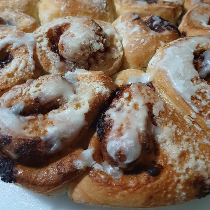 photo of Tutto Naturalle Cinnamon Roll shared by @lauraparisi on  04 Aug 2021 - review