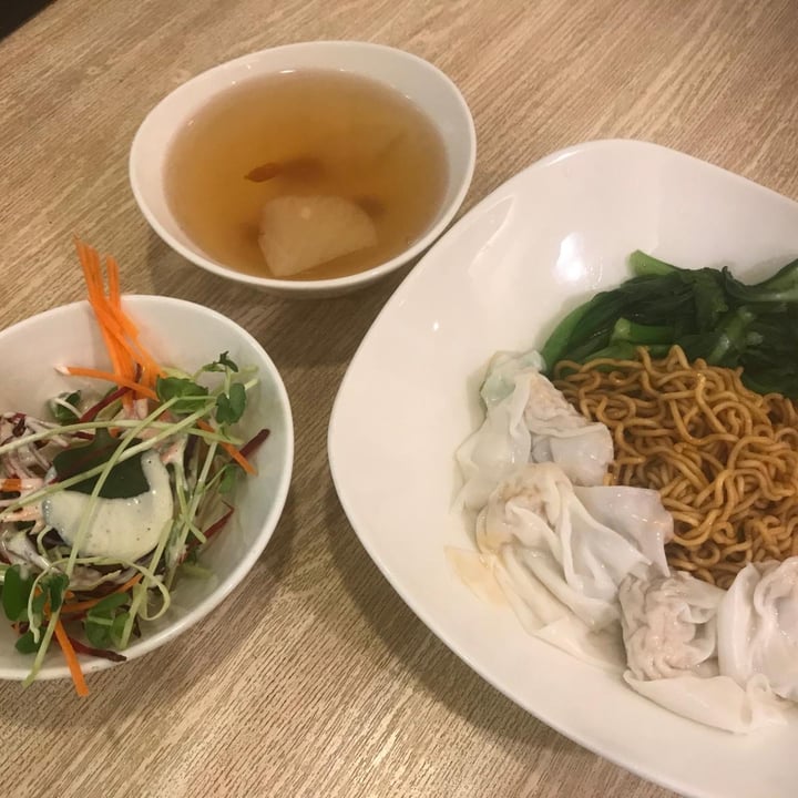 photo of Eco-Harmony Cafe 轻安地球村 Organic Wanton Noodle Set shared by @georgejacobs on  13 Dec 2020 - review