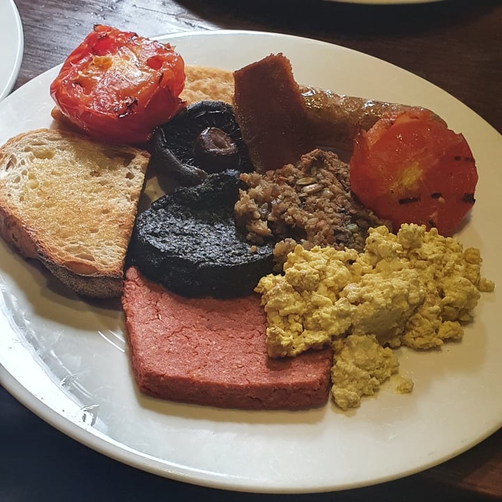 photo of Harmonium Fry up shared by @vix3n on  14 Oct 2021 - review