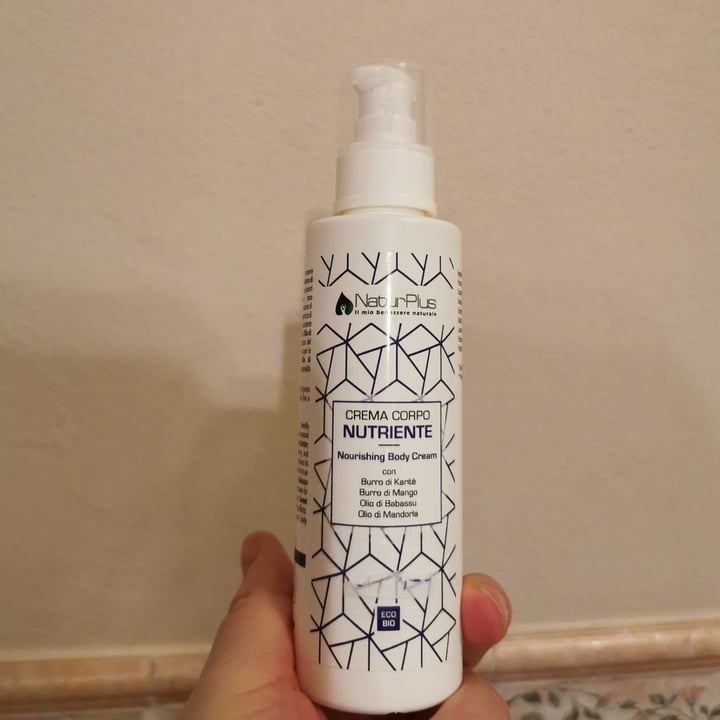 photo of Naturplus Crema corpo shared by @marghe86 on  18 Mar 2022 - review