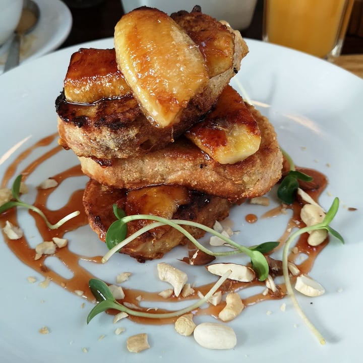 photo of The Courtyard Café Vegan French toast shared by @isabellasimoes on  02 Jul 2019 - review