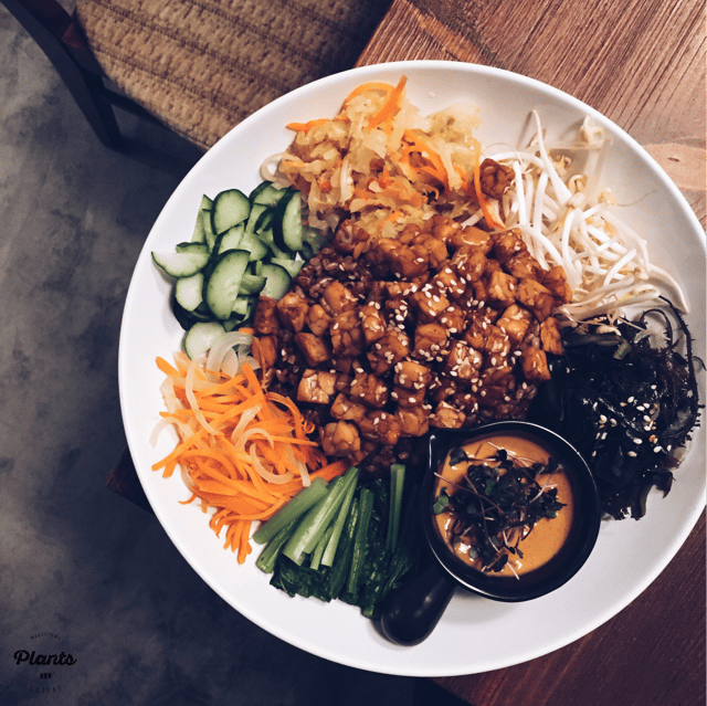 Photo of the dish “醬燒天貝韓式拌飯 Macrobiotic Tempeh Bibimbap”