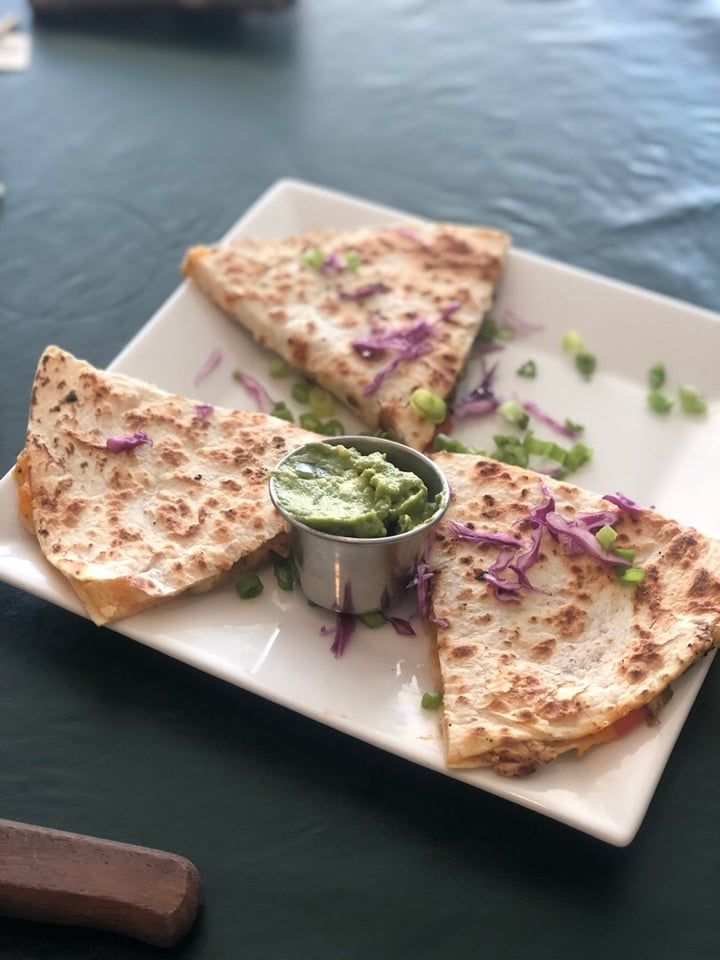 review photo of Luna Verde Vegan Mexican Restaurant Quesadilla shared by @sp3416 on 23 Aug 2019 - review