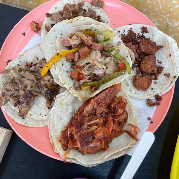 photo of La Cochera Vegana Tacos shared by @wendylararomero on  03 Aug 2021 - review