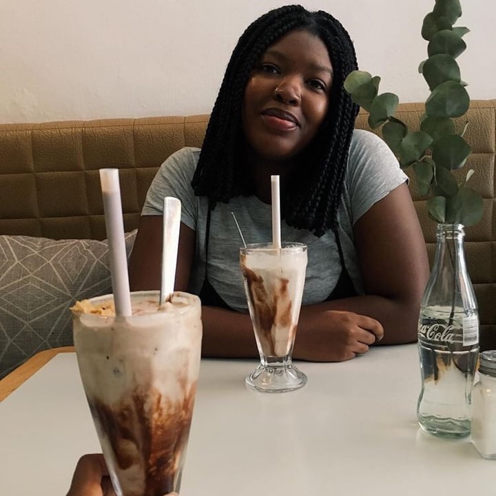 photo of Royale Eatery Chocolate milkshake shared by @cebomtshemla on  01 Dec 2020 - review