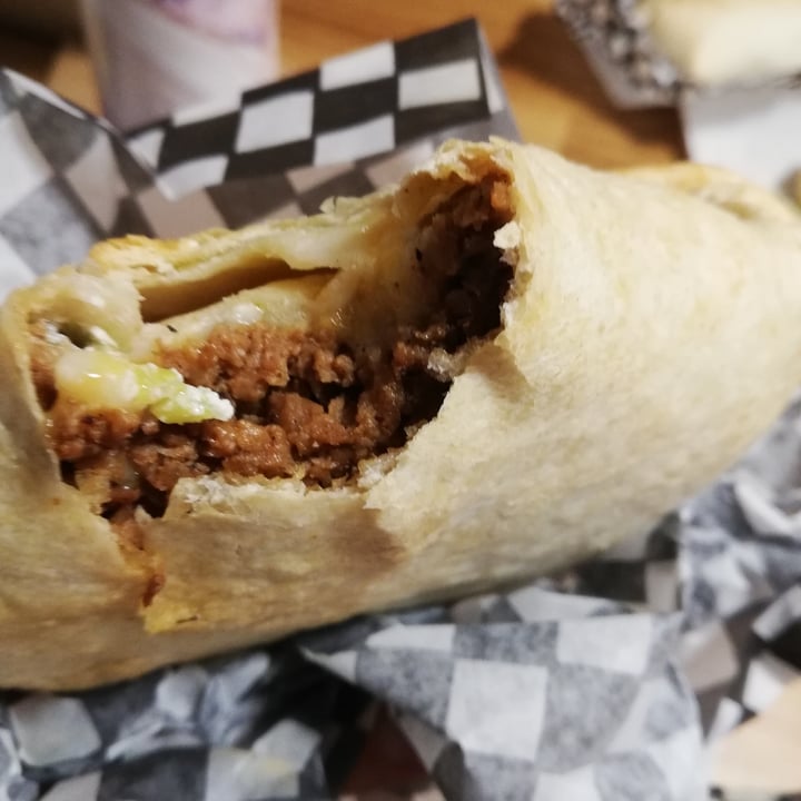 photo of The Hearty Hooligan Crunch Wrap shared by @svraphael88 on  08 Nov 2020 - review
