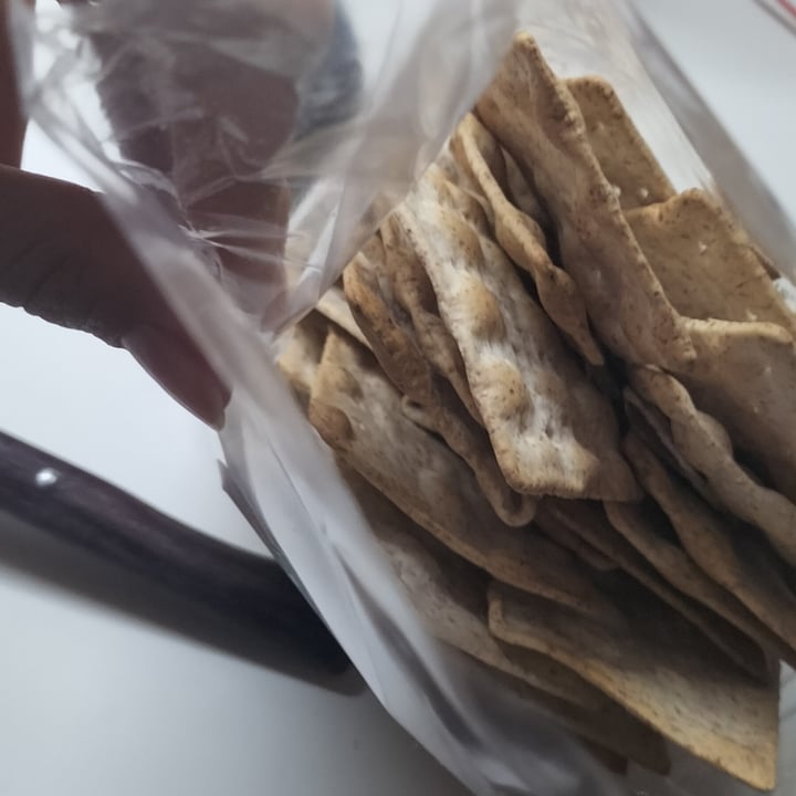 photo of Biocop mini crackers de trigo espelta shared by @annamasana on  03 Jul 2022 - review