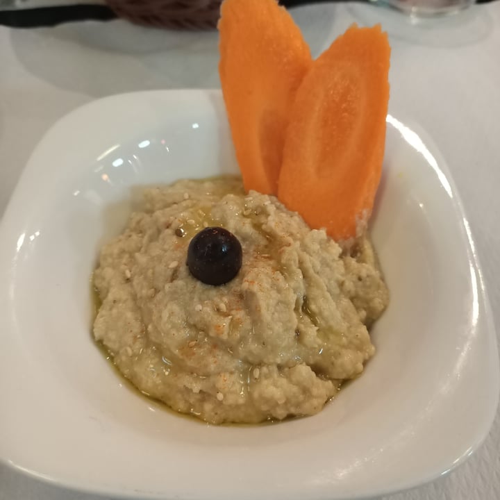 review photo of Veggie Garden Babaganoush shared by @mbasquens on 25 Aug 2022 - review