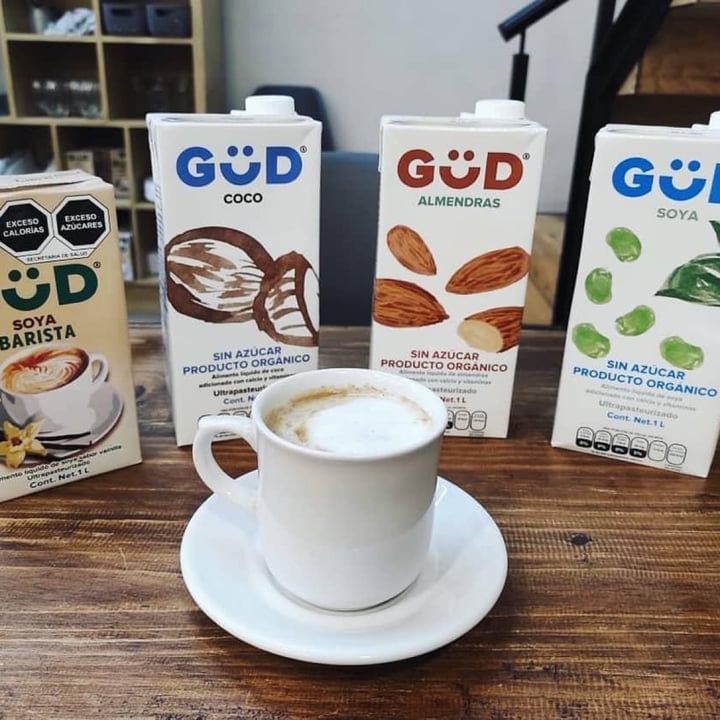 photo of GüD Barista Alimento Líquido de Soya sabor Vainilla shared by @patitas1080 on  04 Mar 2021 - review