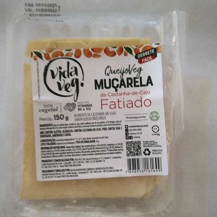 review photo of Vida Veg Queijo muçarela em fatias shared by @lucianeschmidt on 09 Feb 2022 - review