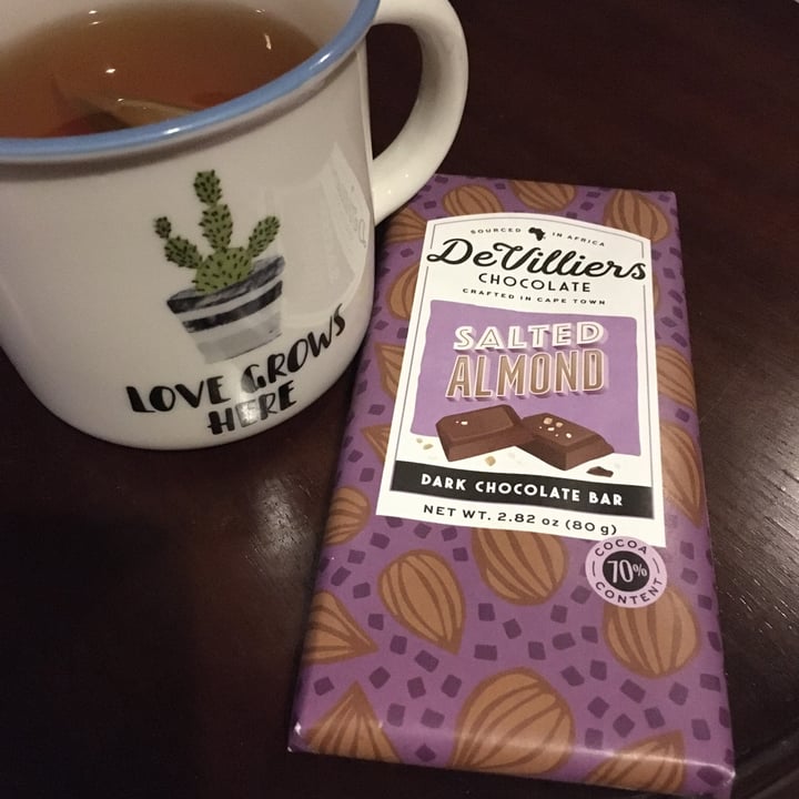 photo of De Villiers Chocolate Salted Almond Dark Chocolate shared by @gengen on  10 Nov 2020 - review