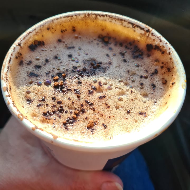 photo of Seattle Coffee Company Cuppaccino with Oat Mylk shared by @veronicagroen on  16 Jul 2022 - review