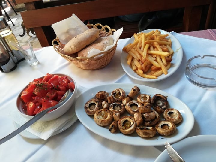 photo of Гурманова Тајна Mushroms with french fries shared by @sheikha on  22 Aug 2019 - review