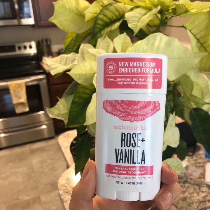 photo of Schmidt's Rose + Vanilla Deodorant stick shared by @skyesmall on  19 Dec 2020 - review