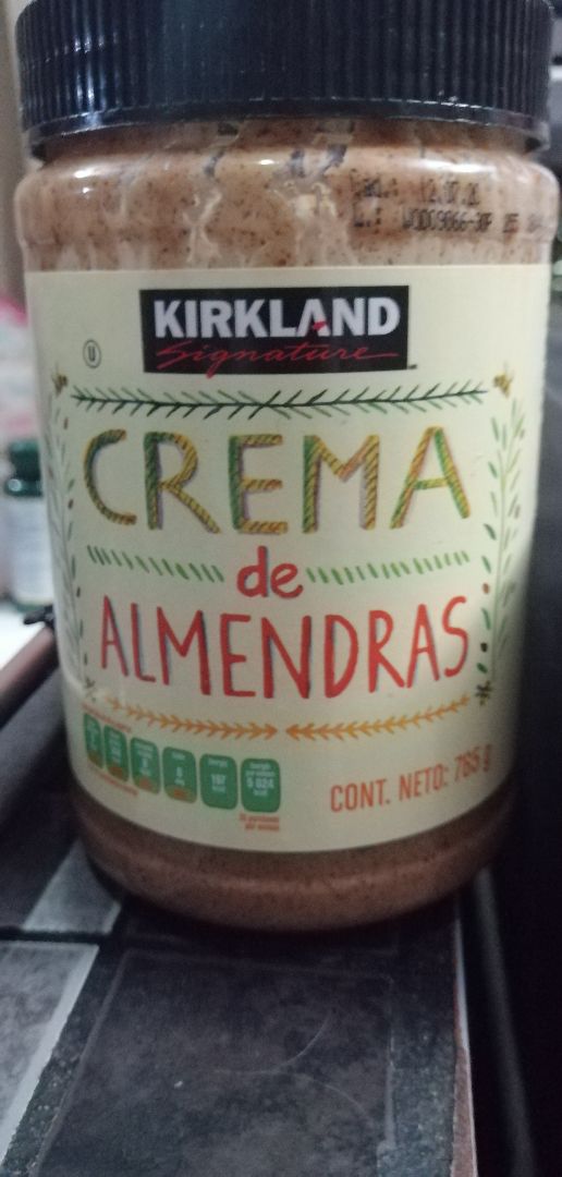 photo of Kirkland Signature Crema de almendras shared by @solvillasando on  21 Jan 2020 - review