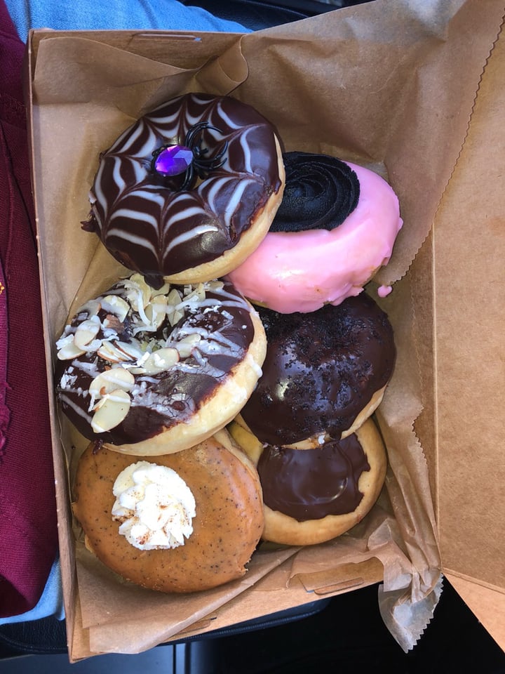 photo of Glory Doughnuts Donuts shared by @jenn on  18 Feb 2019 - review