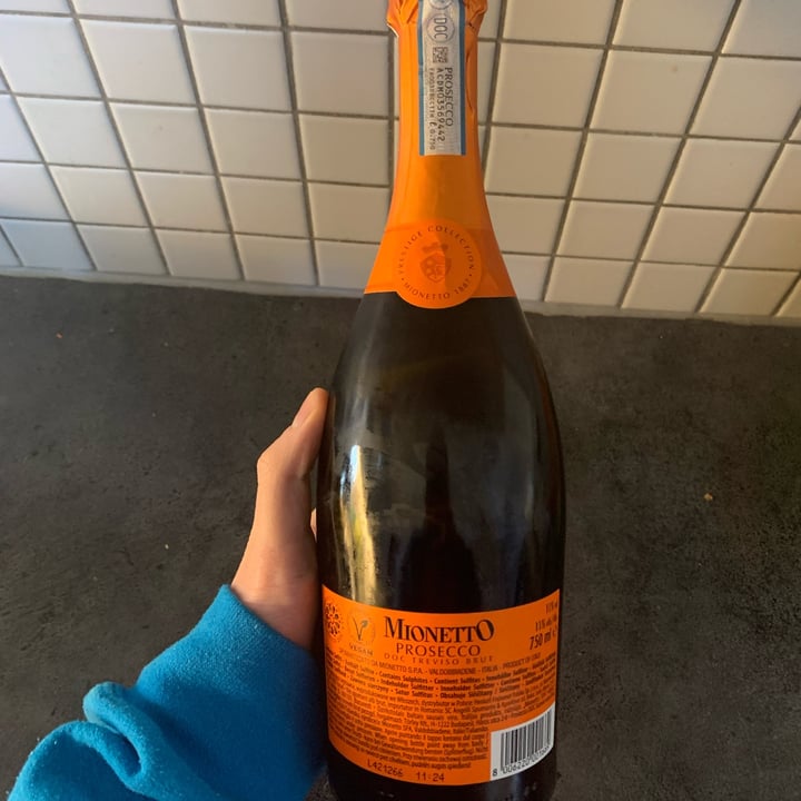 review photo of Mionetto prosecco Monetto prosecco shared by @denf on 02 Dec 2021 - review