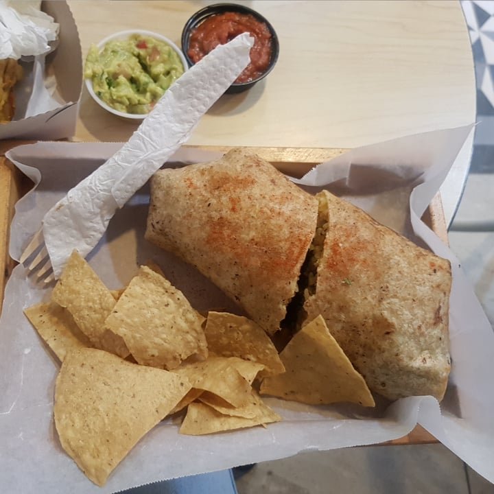 photo of La Cocinita Verde - Comida Vegana Vegan Burritos shared by @catacc on  31 Dec 2020 - review