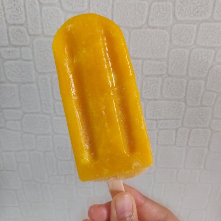 photo of NOTO Mango Coconut Popsicle shared by @aveganfantasy on  16 Nov 2021 - review
