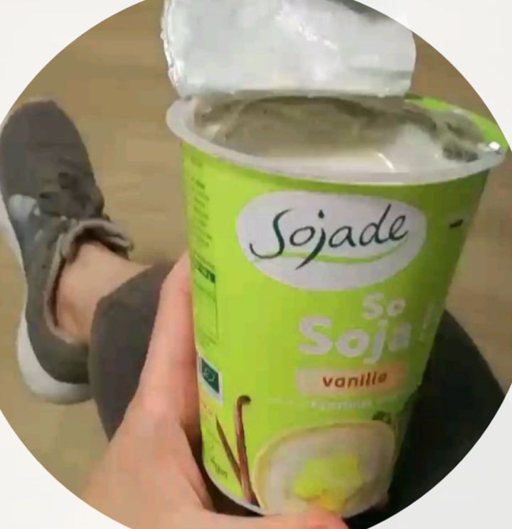 photo of Sojade So Soja! Vanilla Yogurt alternative 400g shared by @rebeca2124 on  05 Mar 2020 - review