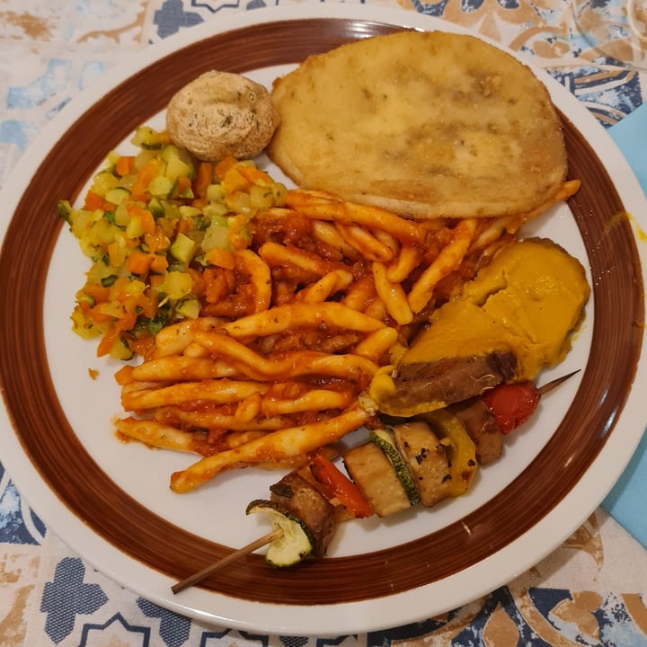 review photo of Hotel Luxor Piatto Completo shared by @brunopoli on 08 Sep 2022 - review