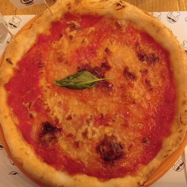 Photo of the dish “Pizza Margherita Vegana”