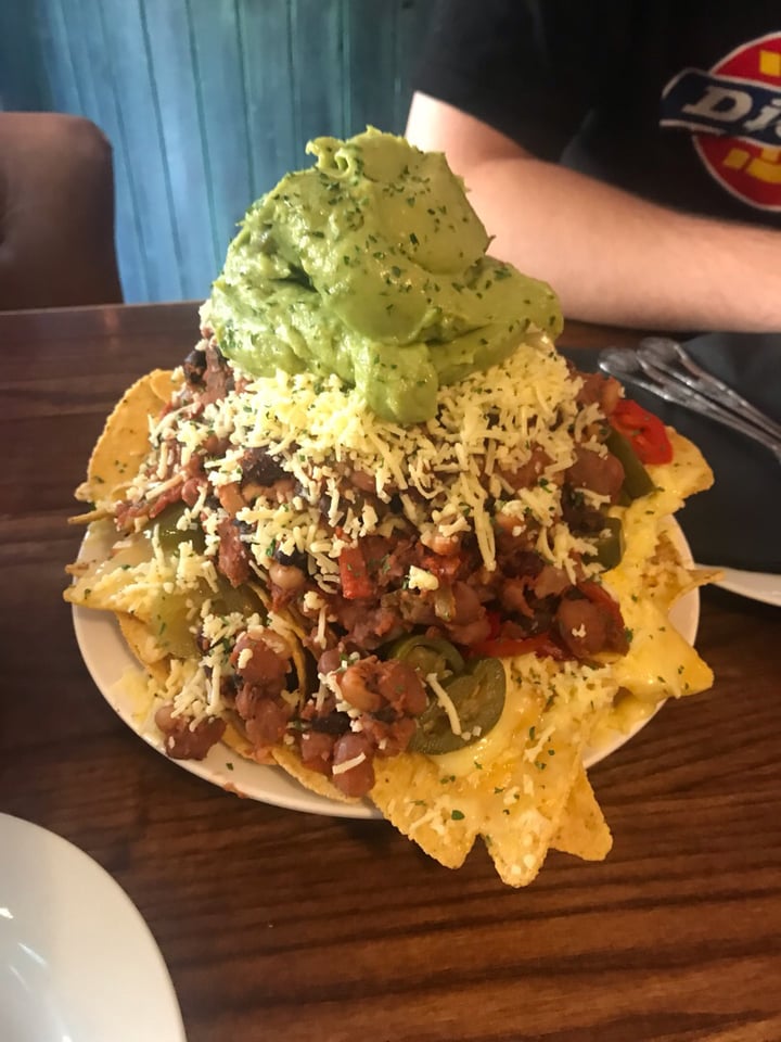 photo of The Auld Hoose The Hoose regular nachos (vegan) shared by @caitliin on  24 Aug 2019 - review