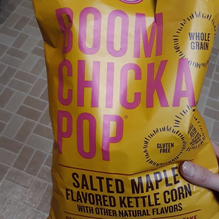photo of Boom Chicka Pop Salted Maple Kettle Corn shared by @hannahamell on  03 May 2022 - review
