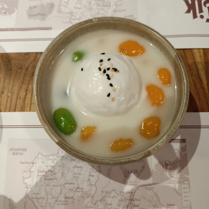 review photo of Tik Thai - El Restaurant Tailandès de Granollers Bua Loi shared by @mbasquens on 25 Aug 2022 - review