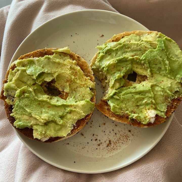 photo of Trader Joe's Onion Bagels shared by @sophieveg on  13 Mar 2021 - review