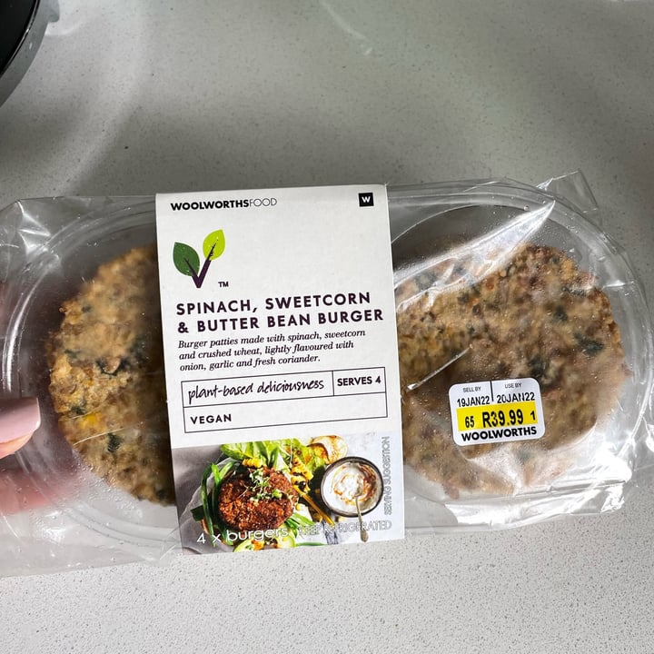 photo of Woolworths Food Plant Powered Protein Burger Patty Vegan shared by @vahini on  17 Jan 2022 - review