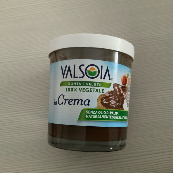 review photo of Valsoia Crema alla nocciola shared by @ginnynthegiungle on 03 Apr 2022 - review