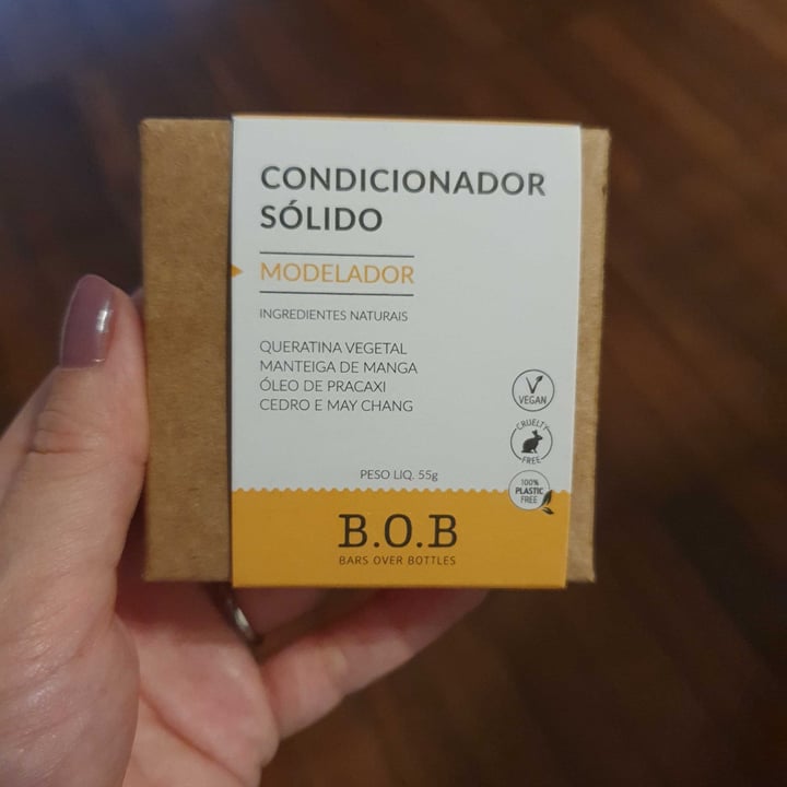 photo of B.O.B Condicionador Sólido Modelador shared by @nananicolau on  04 May 2022 - review