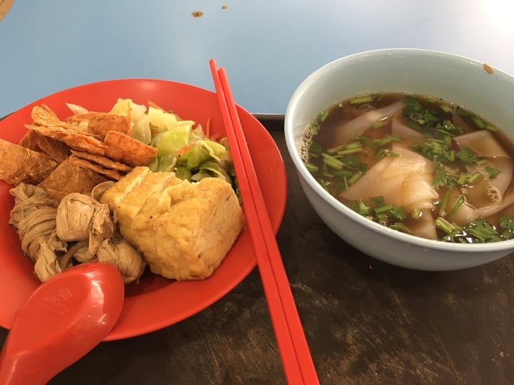 photo of Vegetarian Cooked Food Brown Rice Porridge, Bee hoon And Dishes shared by @peanuts622 on  10 Oct 2019 - review