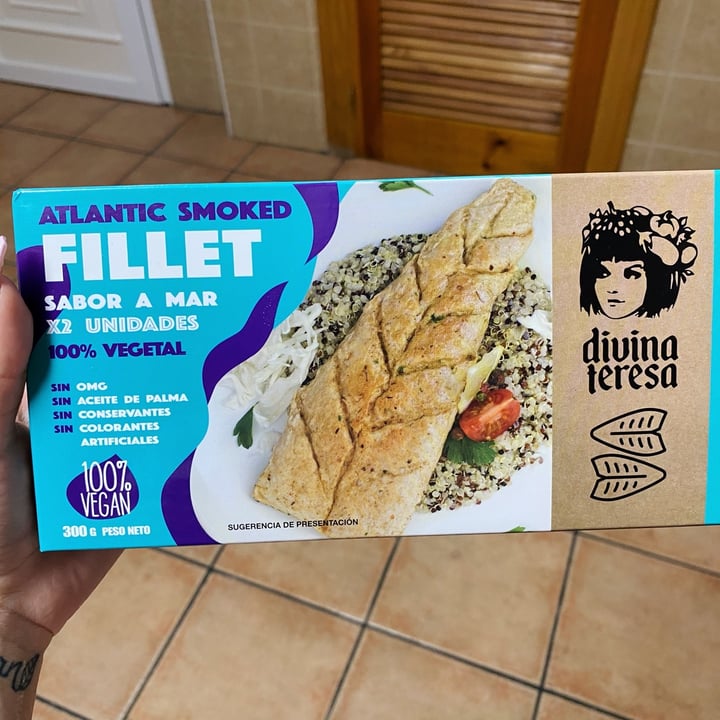 photo of Divina teresa Atlantic Smoked Fillet shared by @crisveganqueen on  17 Feb 2021 - review