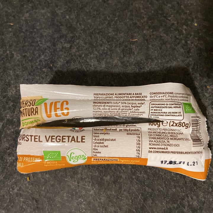 review photo of Verso Natura Conad Veg Wurstel vegetale biologico shared by @novella on 01 Apr 2021 - review