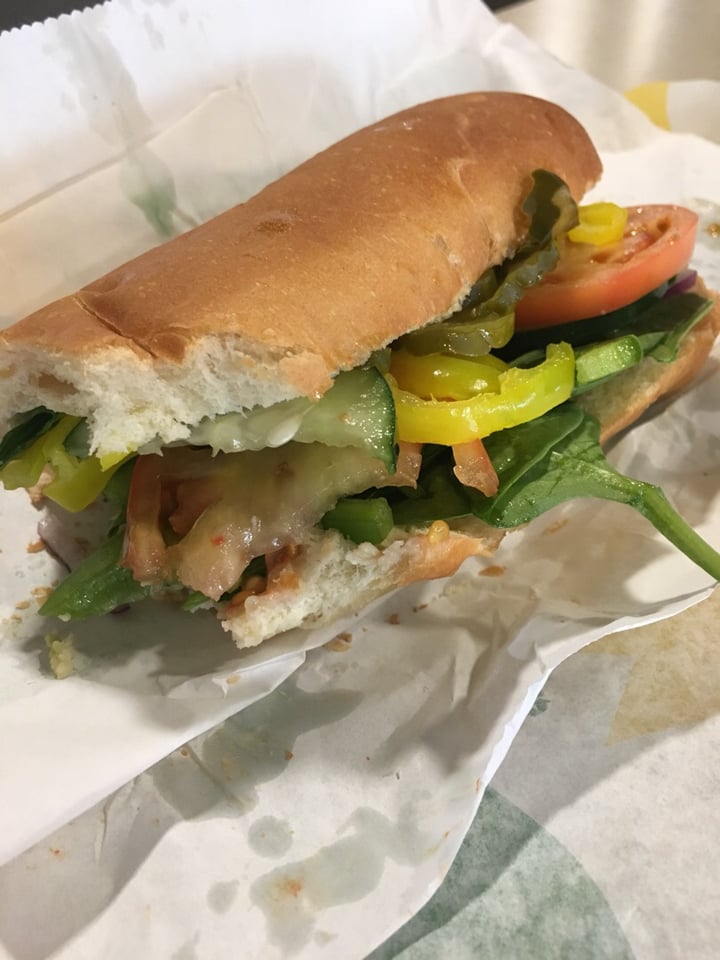 photo of Subway Veggie Delite Sandwich shared by @plants on  01 Nov 2018 - review