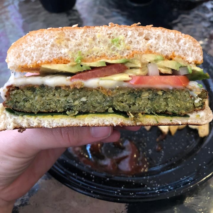 photo of Vegarum Burger falafel shared by @onearthling on  19 Jul 2020 - review