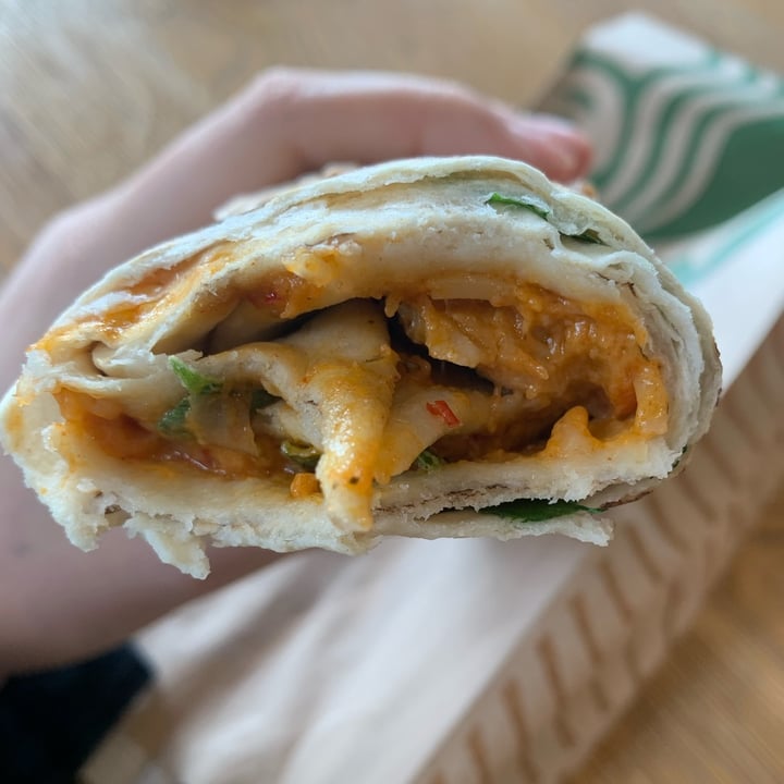 review photo of Starbucks Fiery No’ Chicken Wrap shared by @veganfooduk on 25 Sep 2022 - review