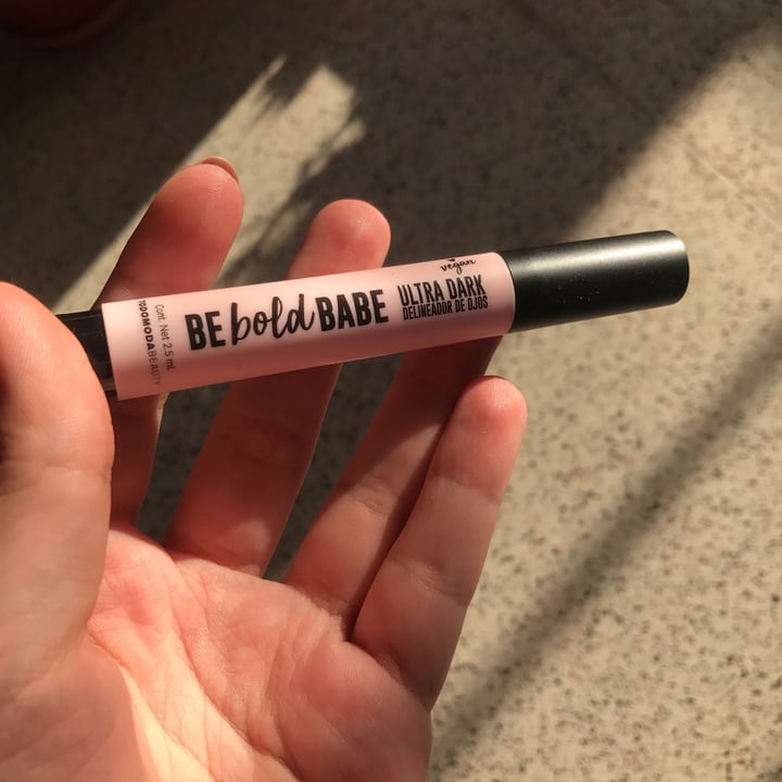 photo of Todomoda Beauty Delineador "Ultra Dark" shared by @vickyy1 on  03 Aug 2021 - review