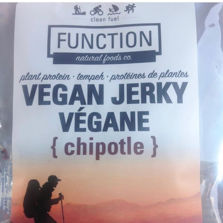 photo of Functions Natural Food Co. Vegan Jerky Végane shared by @mandaroni34 on  11 Jun 2021 - review