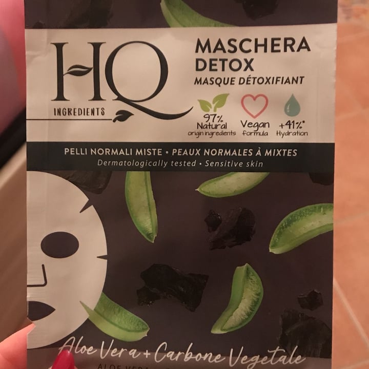 photo of HQ Maschera In Tessuto Detox shared by @valentina292 on  31 Dec 2021 - review